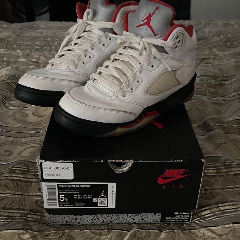 Jordan 5 Retro Kids Sneakers - White and Red